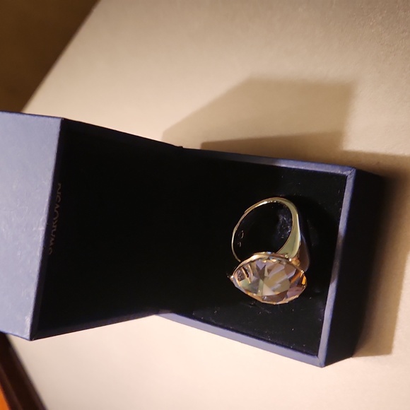 Swarovski ring - Picture 2 of 6